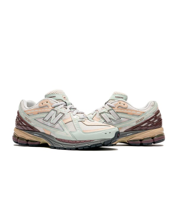 New Balance 1906D Clay Ash Lakritze