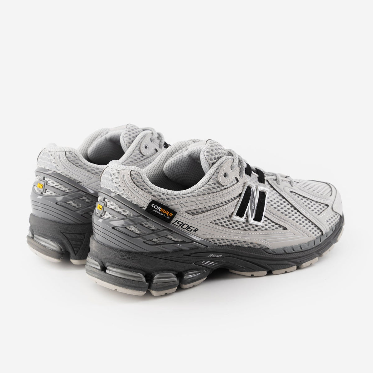 New Balance 1906R Cordura Grau Schwarz