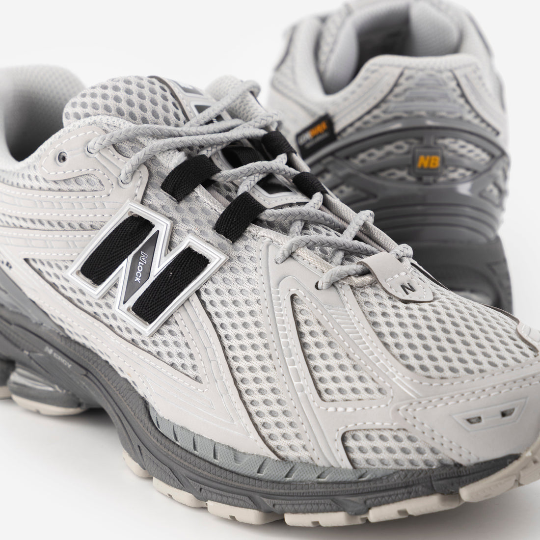 New Balance 1906R Cordura Grey Black