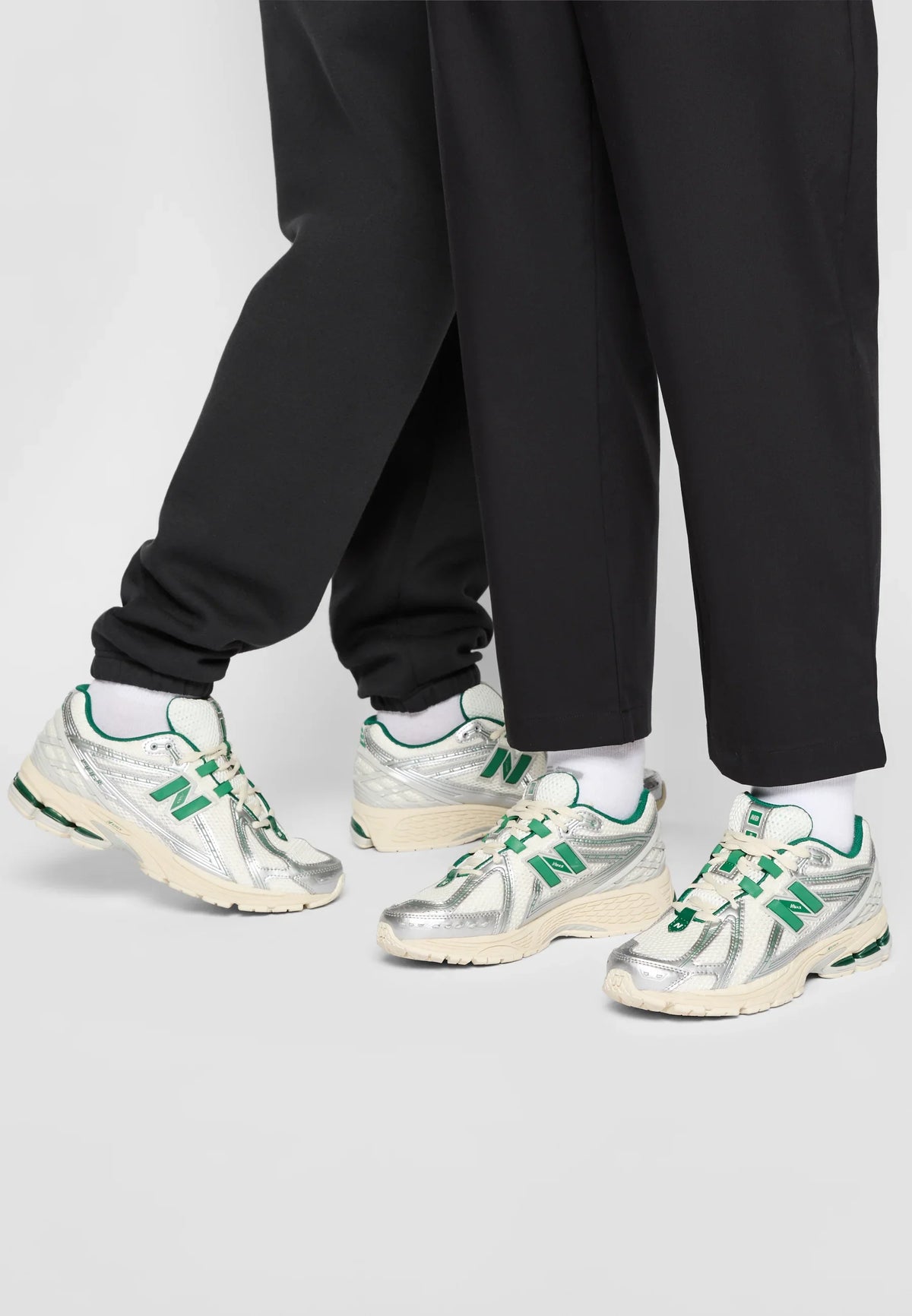 New Balance 1906R Silber Metallic Nightwatch Grün