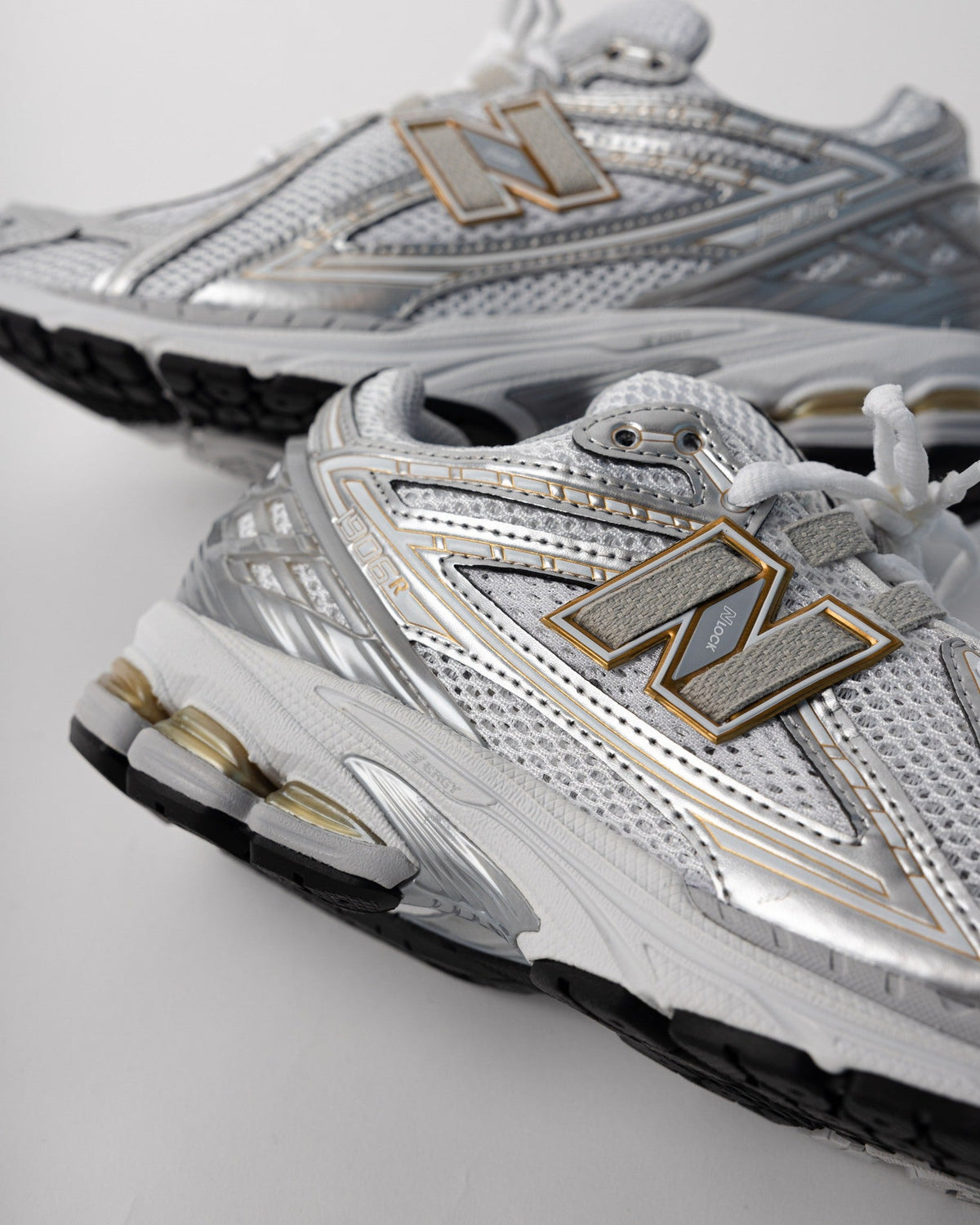 New Balance 1906R Weiß Regenwolke Silber Metallic