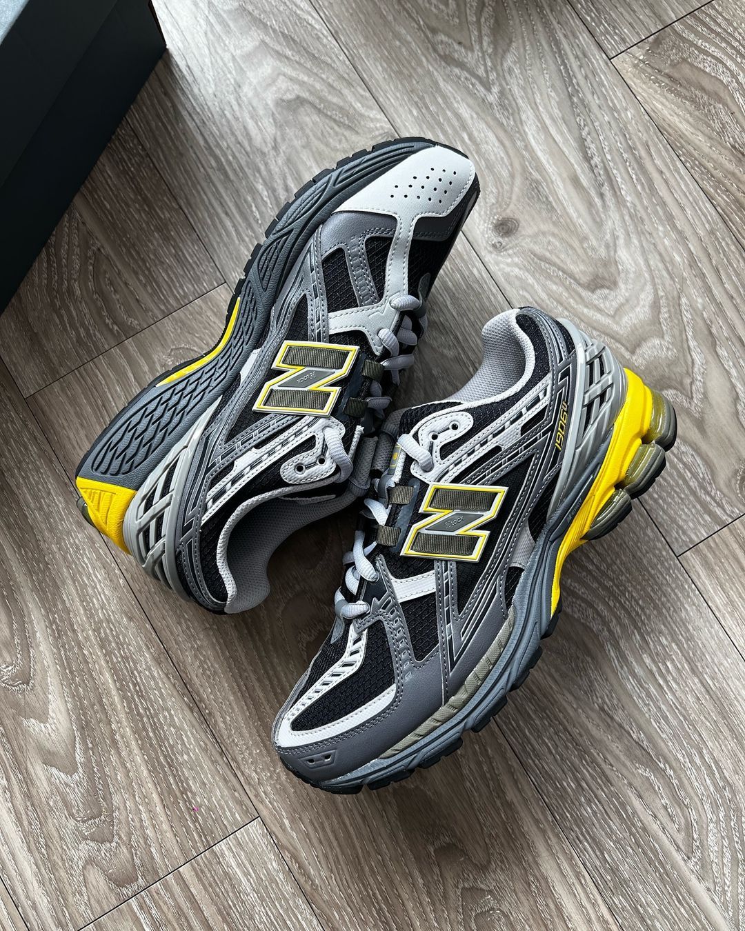 New Balance 1906U Castlerock Ingwer-Zitrone