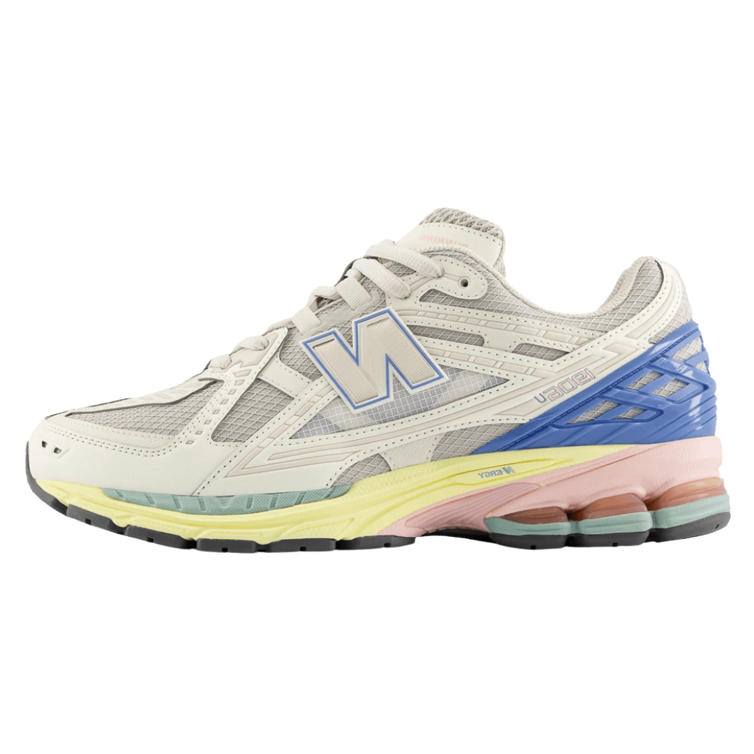 New Balance 1906U Mondneujahr