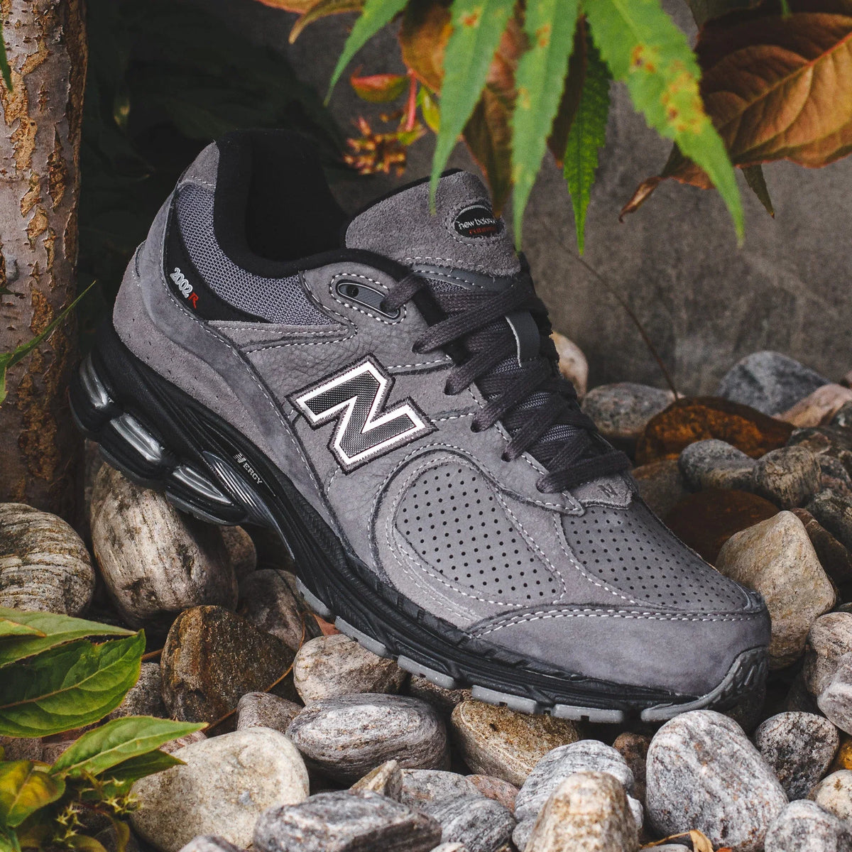 New Balance 2002R Castlerock Black