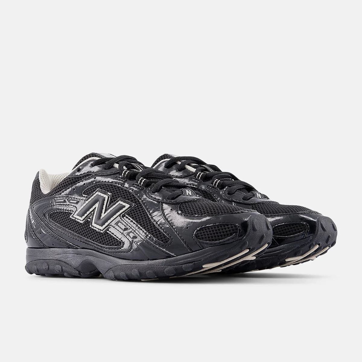 New Balance 204L Black Timberwolf