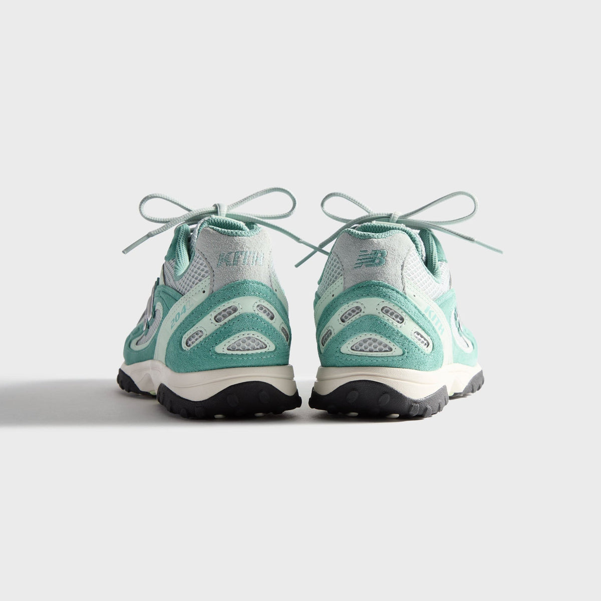 New Balance 204L Kith Grün Silber