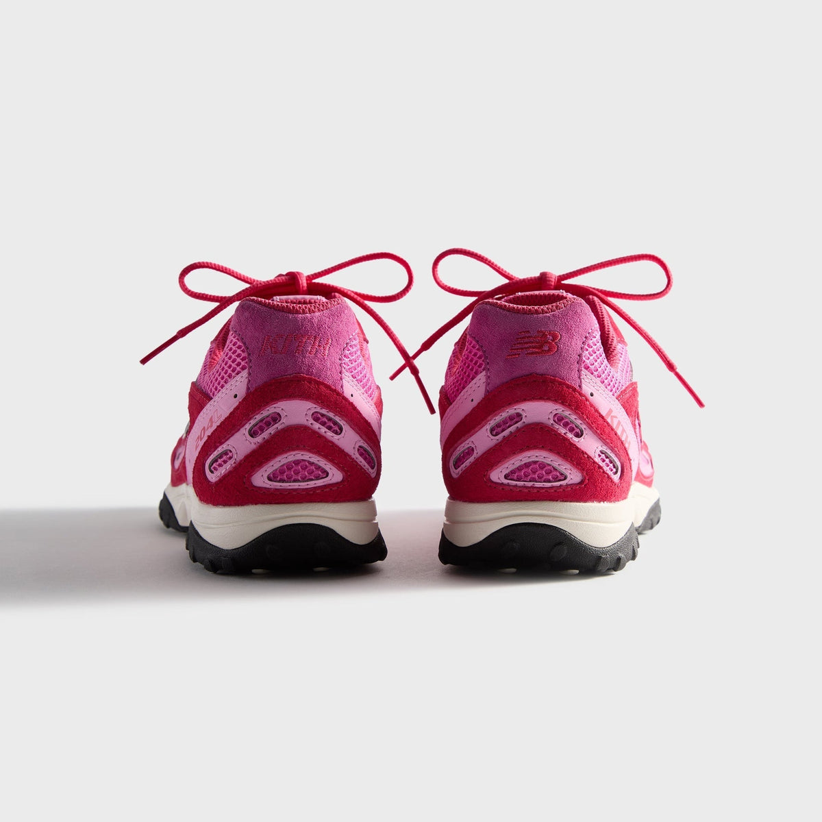 New Balance 204L Kith Pink