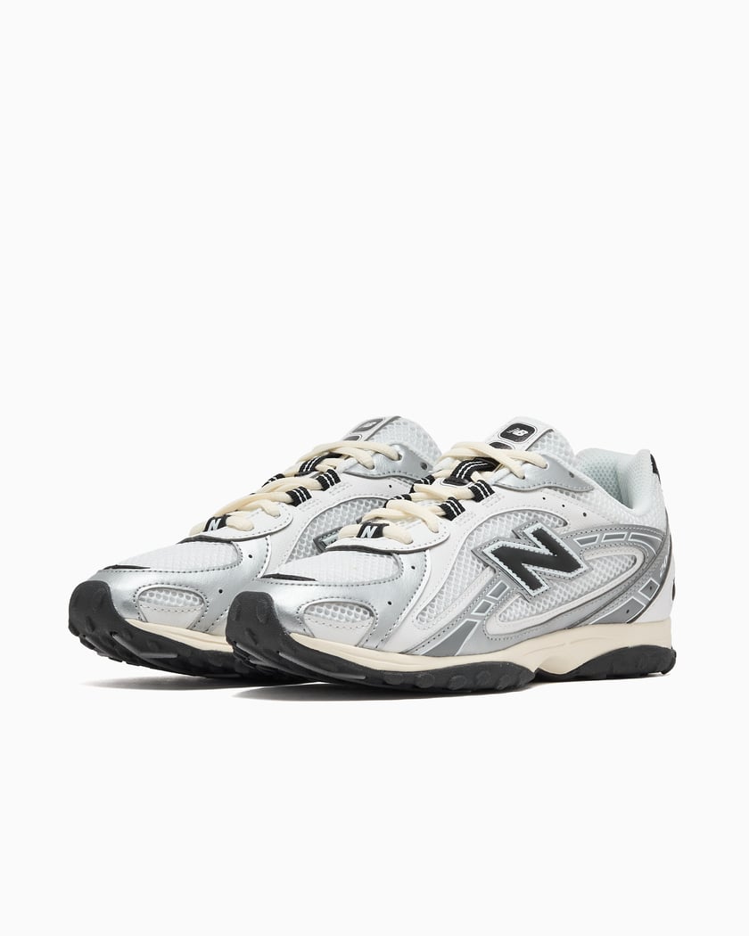 New Balance 204L Silver Metallic Black