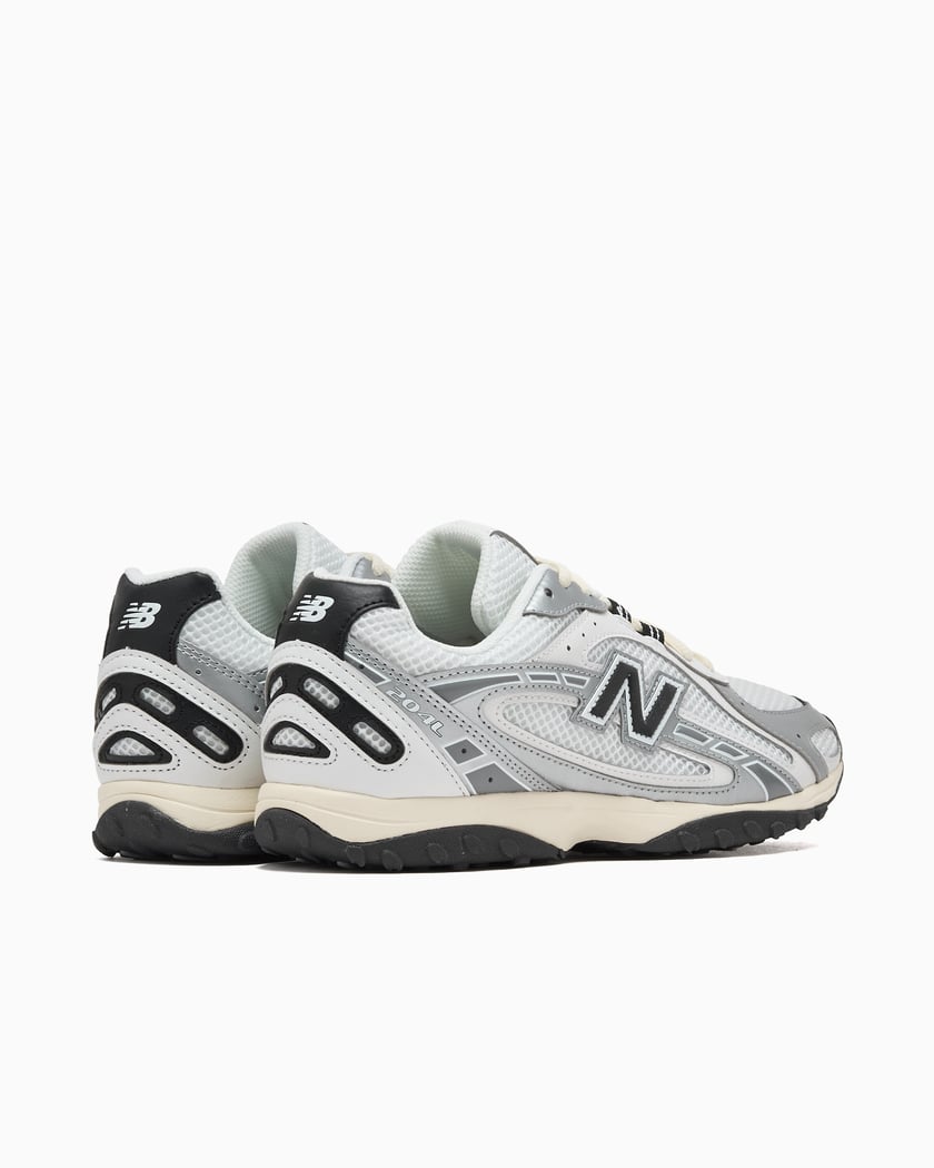 New Balance 204L Silver Metallic Black