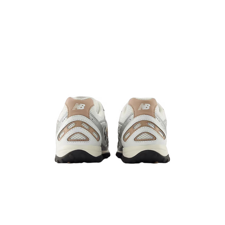 New Balance 204L Silber Metallic Flach Taupe