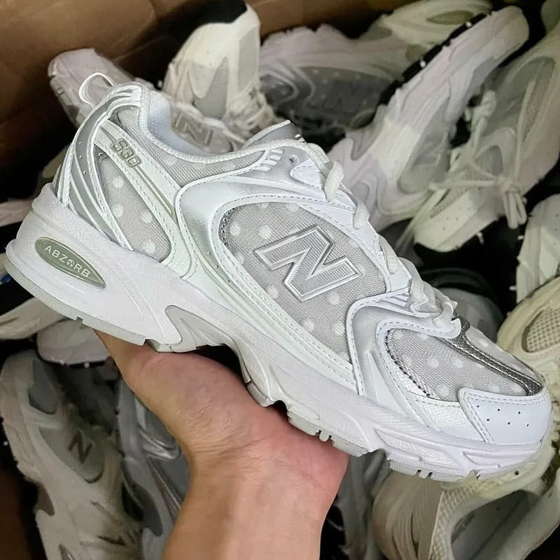 New Balance 530 Silber Metallic Regenwolken-Tupfen