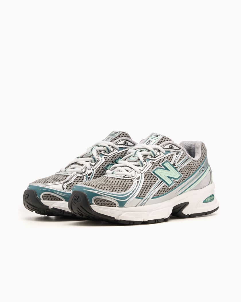 New Balance 740v2 Silber Metallic Neu Spruce