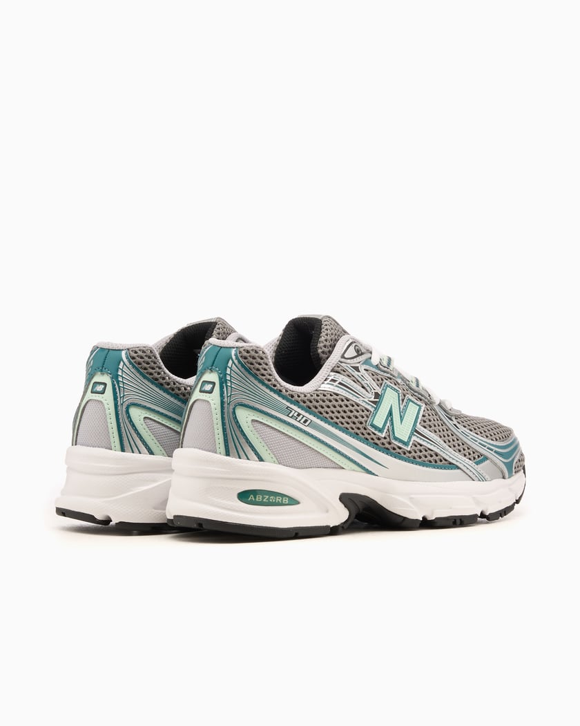 New Balance 740v2 Silber Metallic Neu Spruce