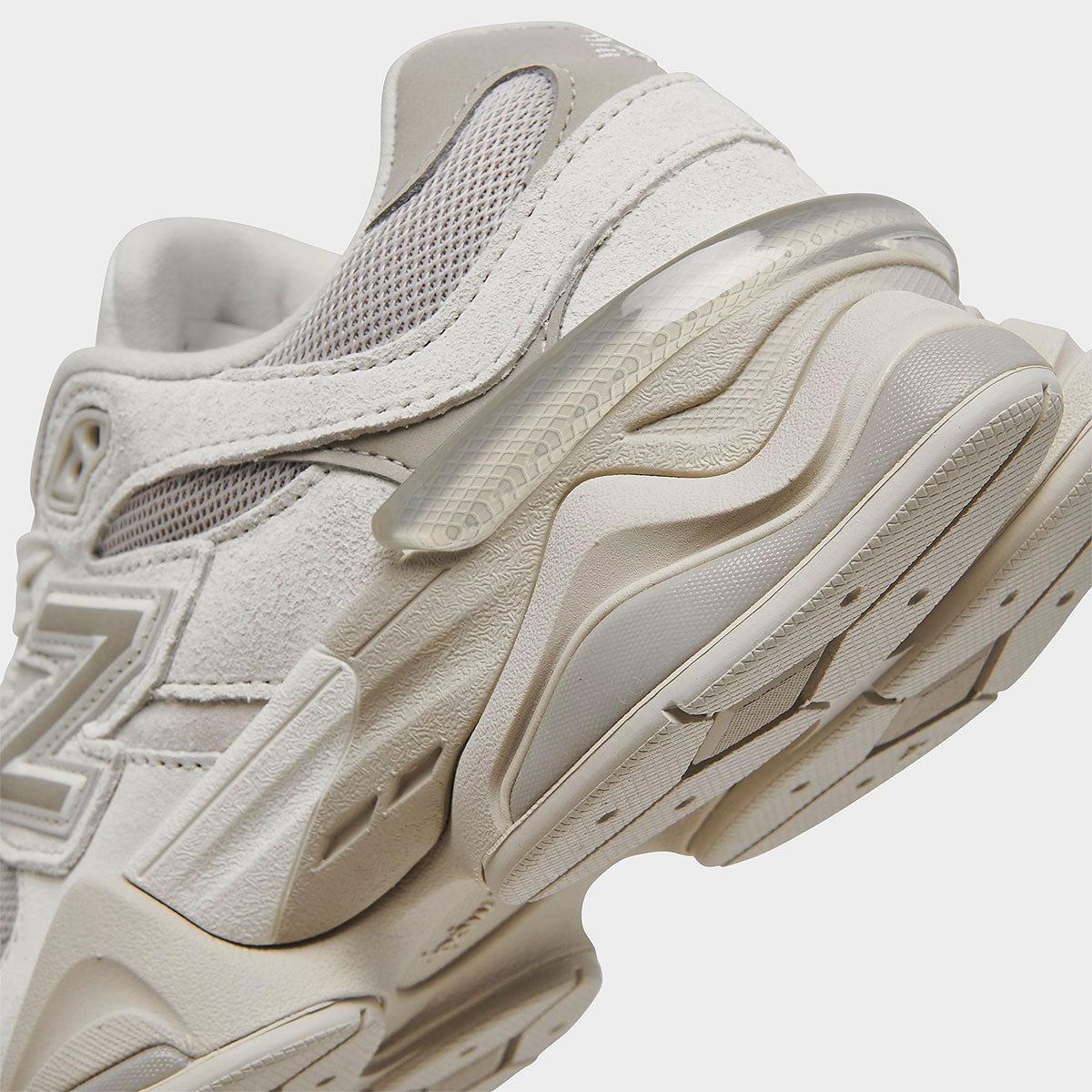 New Balance 9060 Gray Moonbeam (ANGEBOT)