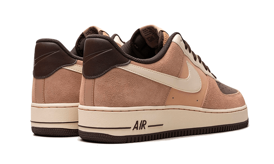 Nike Air Force 1 Low LV8 EMB Hanf-Kokosmilch