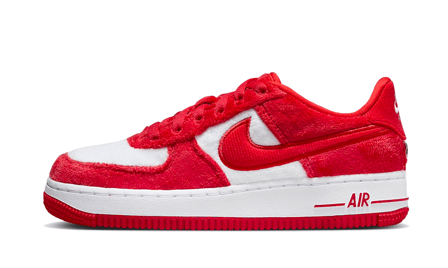 Nike Air Force 1 Low Valentinstag Fleece (2024)