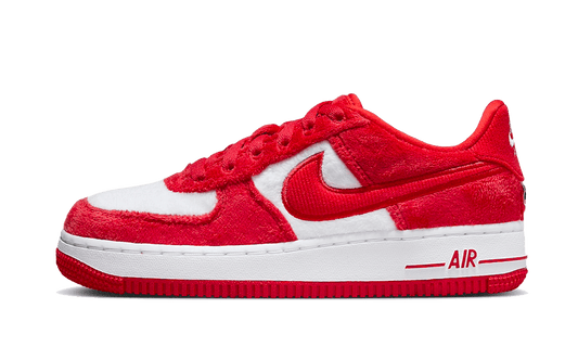 Nike Air Force 1 Low Valentinstag Fleece (2024)