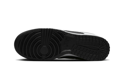 Nike Dunk Low Reverse Panda Volt