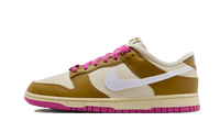 Nike Dunk Low SE Bronzine Pink