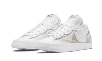 Nike Blazer Low Sacai Weiß Patent