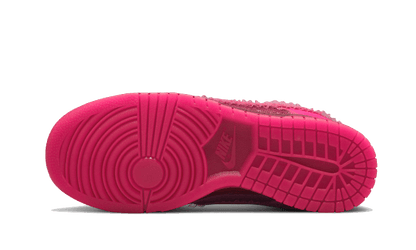 Nike Dunk Low Valentines Day (2022)