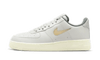Nike Air Force 1 Low Light Bone und Coconut Milk