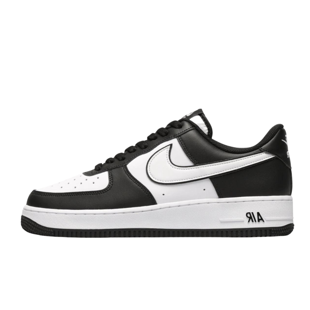 Nike Air Force 1 Low '07 Weißer Swoosh-Panda