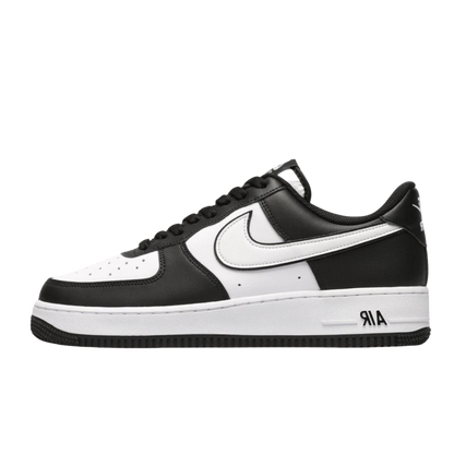 Nike Air Force 1 Low '07 Weißer Swoosh-Panda