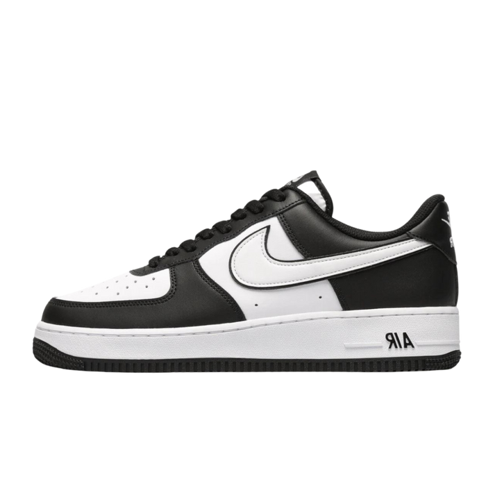Nike Air Force 1 Low '07 Weißer Swoosh-Panda