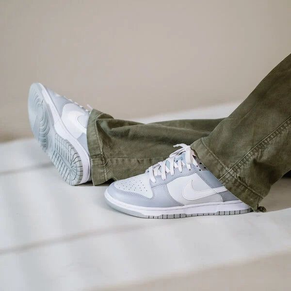 Nike Dunk Low Zweifarbig Grau