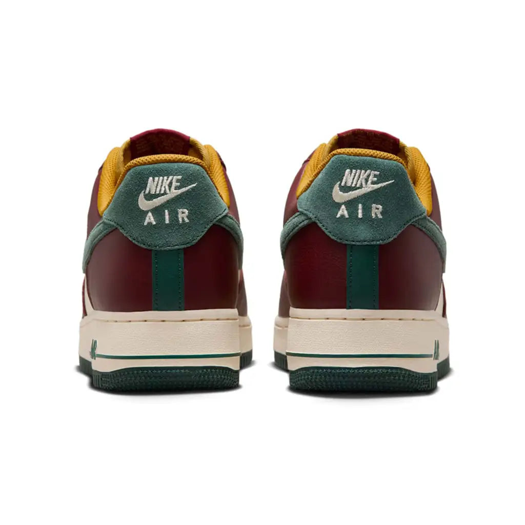 Nike Air Force 1 Low '07 LV8 Dunkel Team Rot Vintage Grün