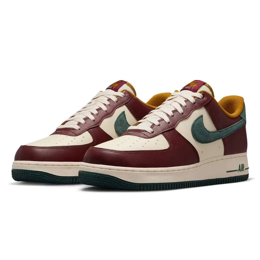 Nike Air Force 1 Low '07 LV8 Dunkel Team Rot Vintage Grün