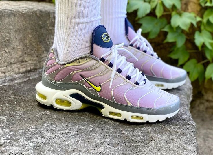 Nike Air Max Plus Violet Dust