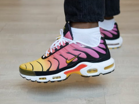 Nike Air Max Plus Gelb-Rosa-Farbverlauf