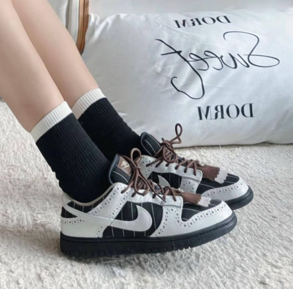 Nike Dunk Low LX Brogue Nadelstreifen