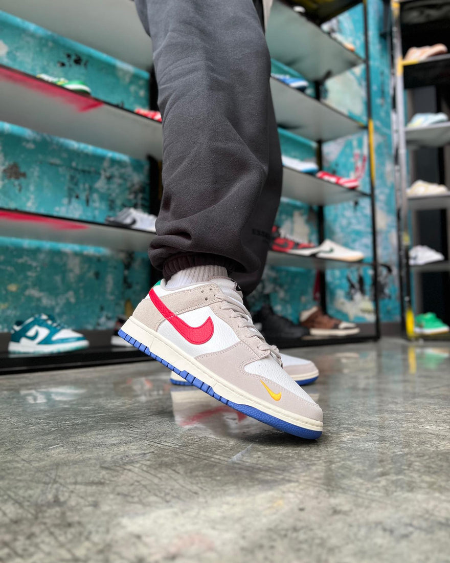 Nike Dunk Low Light Iron Ore Rot Blau