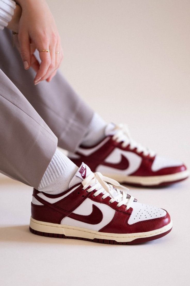 Nike Dunk Low PRM Team Rot