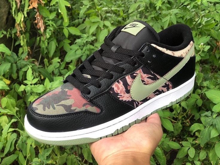 Nike Dunk Low SE Schwarz Multi-Camo (Crazy Camo)