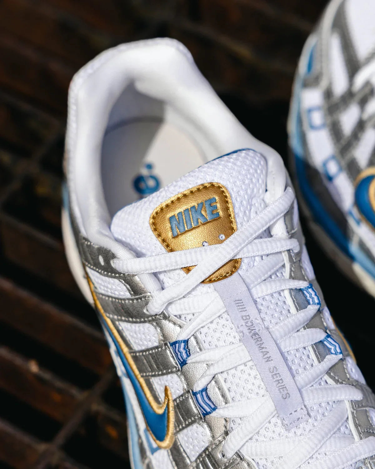 Nike P-6000 Metallic Silber Aegean Storm