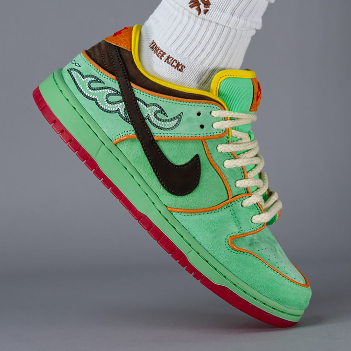 Nike SB Dunk Low Rodeo Tourmaline