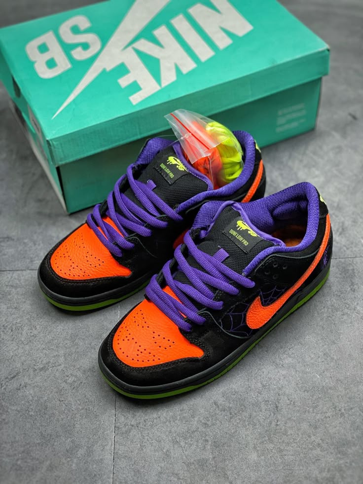 Nike SB Dunk Low Night of Mischief