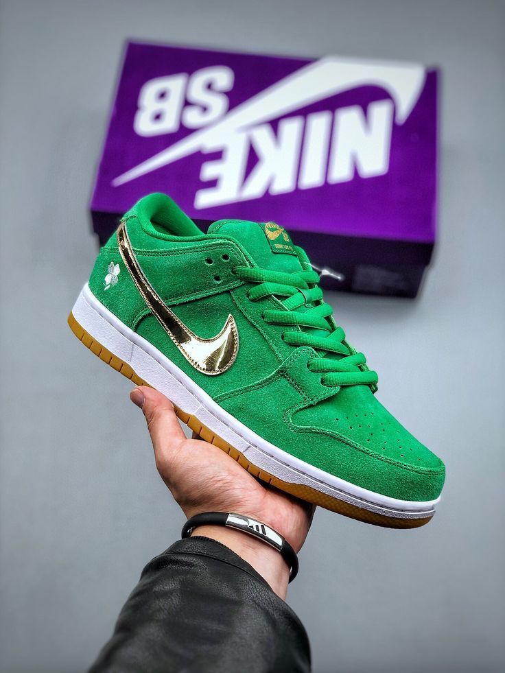Nike SB Dunk Low Pro St. Patrick's Day (2022)