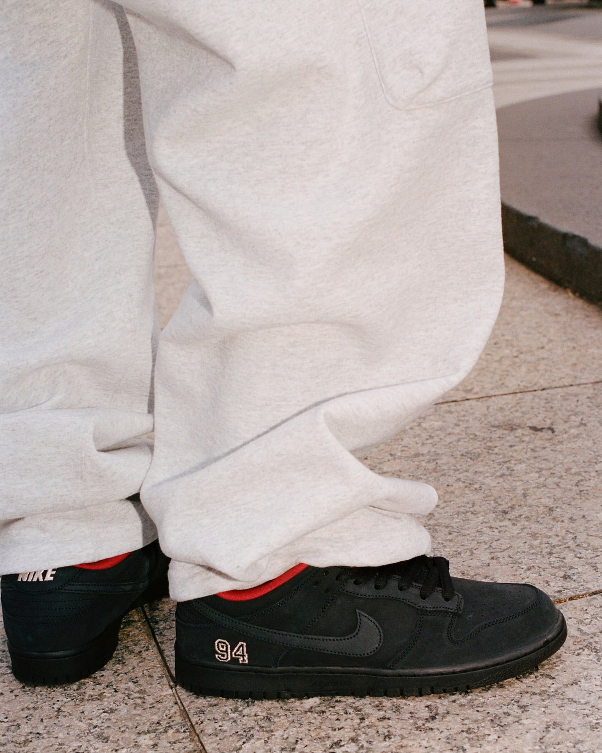 Nike SB Dunk Low Supreme 94 Schwarz