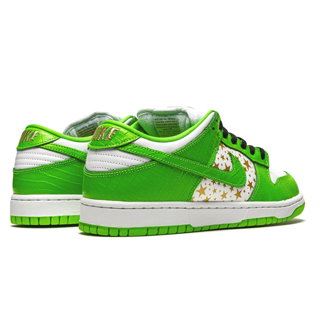 Nike SB Dunk Low Supreme Stars Mean Green