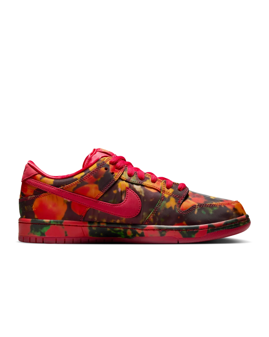 Nike SB Dunk Low Der Zauberer von Oz Mohnfeld