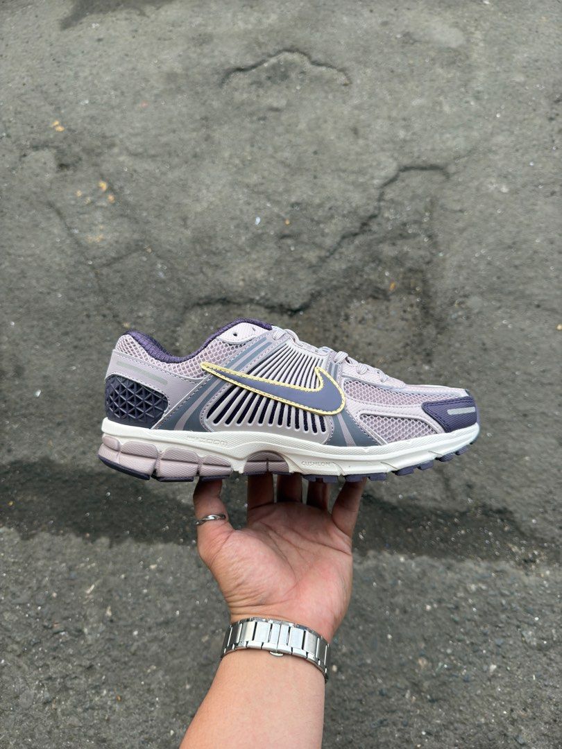 Nike Zoom Vomero 5 Platinviolett