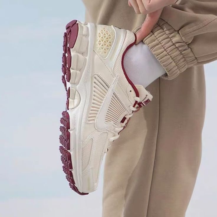 Nike Zoom Vomero 5 Valentinstag (2024)