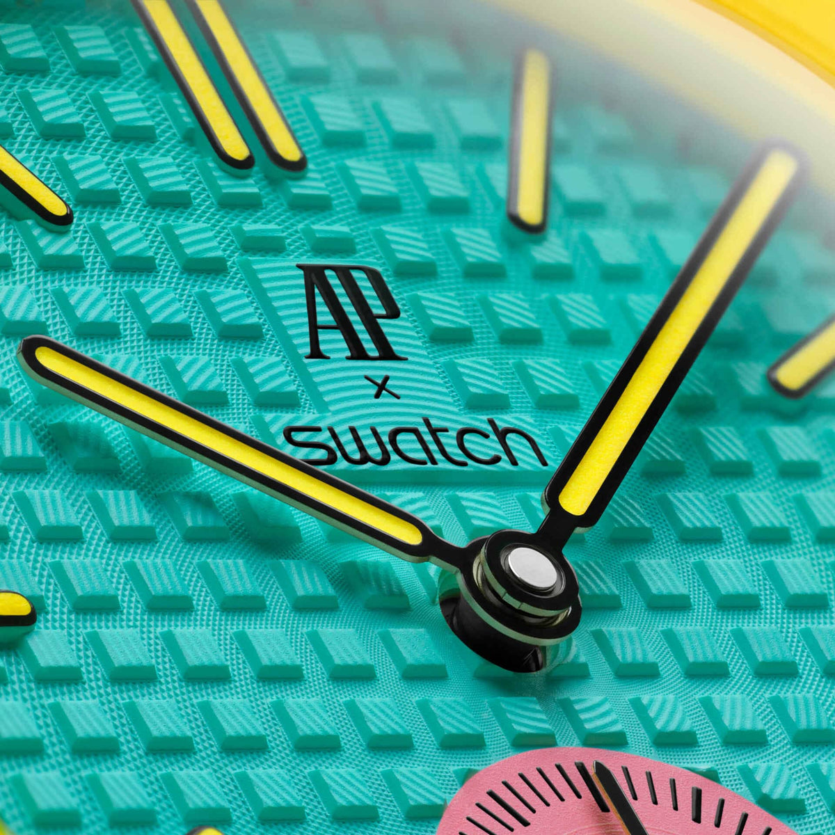 Swatch x Audemars Piguet Bioceramic Royal Pop Savonnette Otg Roz detail 6