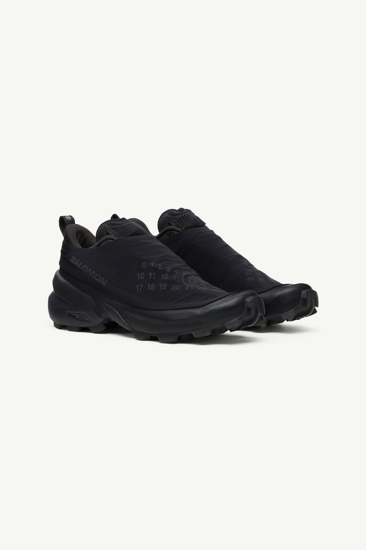 Salomon Cross Dust MM6 Maison Margiela Black detail 2