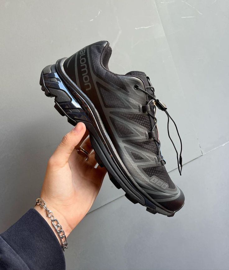 Salomon XT-6 Triple Black detail 2